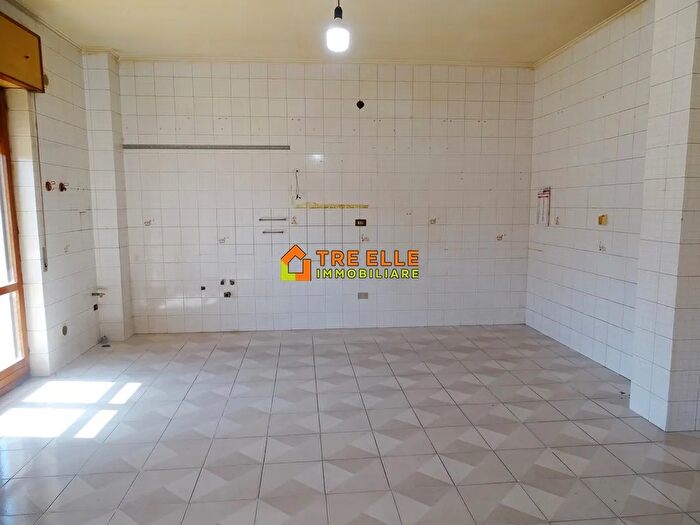 Appartamento quadrilocale in vendita in Via Santa Aloia Somma Vesuviana Na, Somma Vesuviana