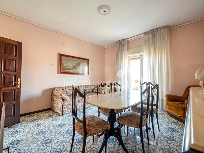 Appartamento trilocale in vendita in Via dellOrsa Minore, Palermo