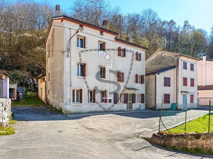 Casa con 5 locali in vendita in Contrà Colpi, Lusiana Conco