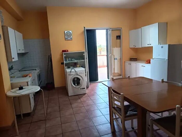 Appartamento trilocale in affitto in Carlentini