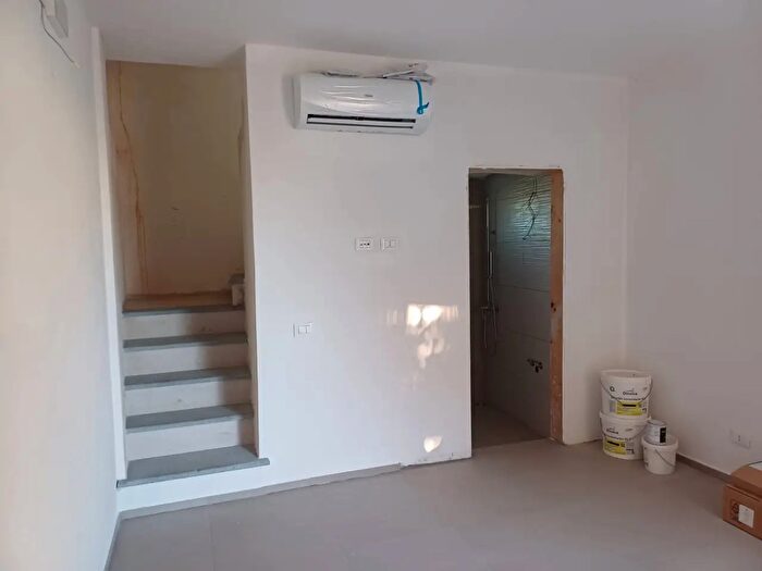 Casa bilocale in vendita in Via Filippo Turati, San Giuliano Terme