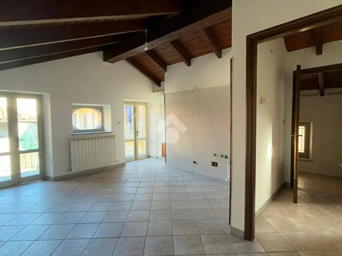 Appartamento bilocale in affitto in Via Mazzini, Crescentino