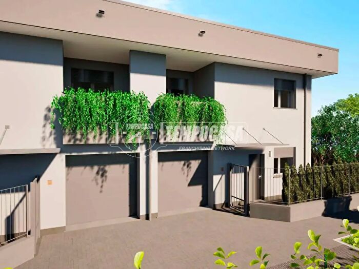 Case in Vendita e in Affitto - 3