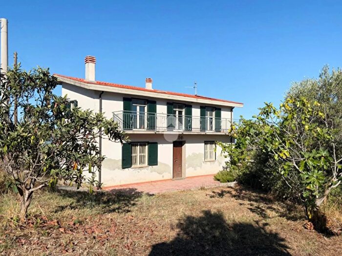 Casa con 5 locali in vendita in Contrada Follani, Lanciano