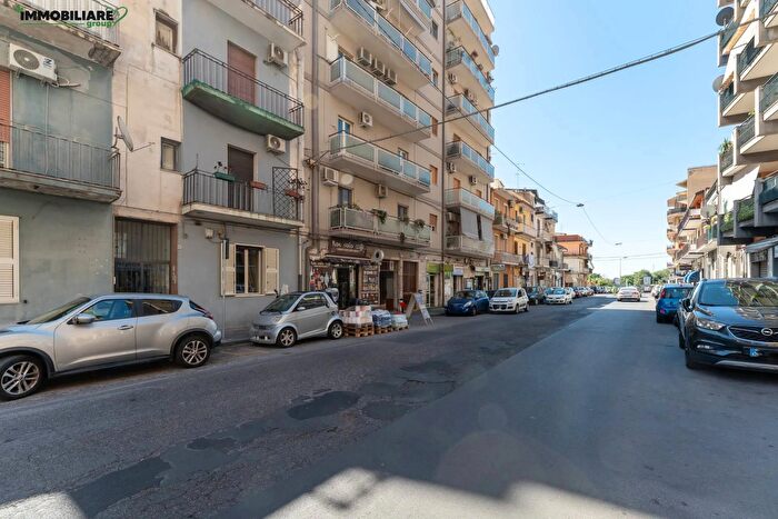 Appartamento bilocale in vendita in Via Ammiraglio Caracciolo, Catania
