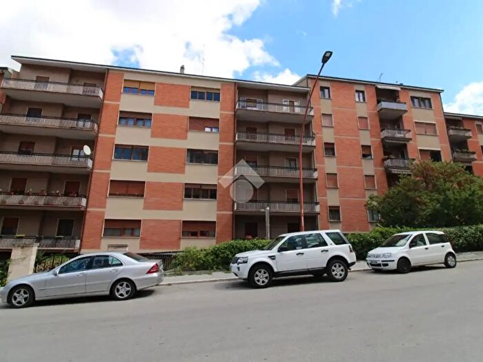 Appartamento con 5 locali in vendita in Via G Pascoli, Campobasso