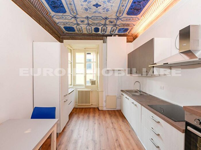 Appartamento quadrilocale in affitto in Via delle Battaglie, Carmine, Brescia