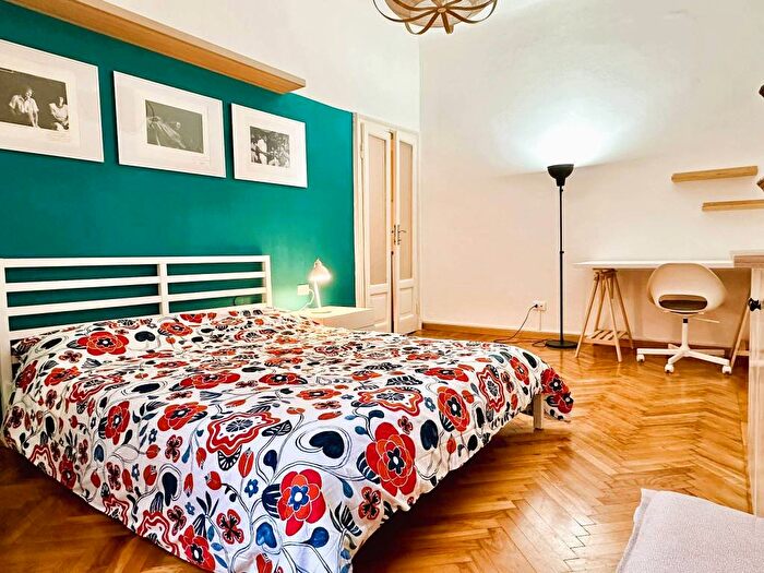 Appartamento trilocale in affitto in Via Francesco Guicciardini, Piave Tricolore, Milano