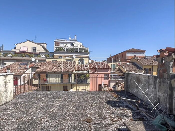 Casa con 7 locali in vendita in Forli