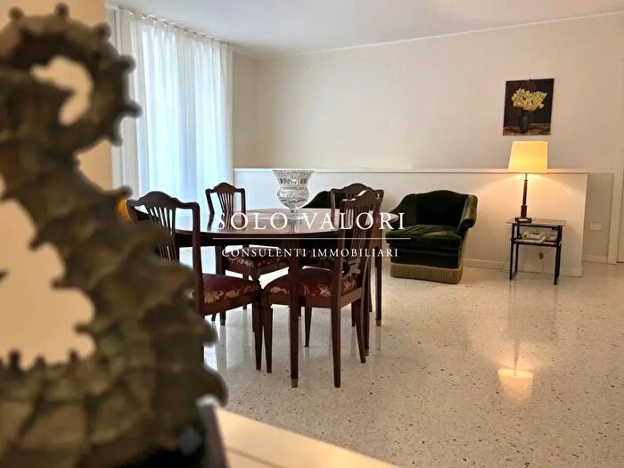 Appartamento quadrilocale in vendita in Borgo Treviso, Castelfranco Veneto