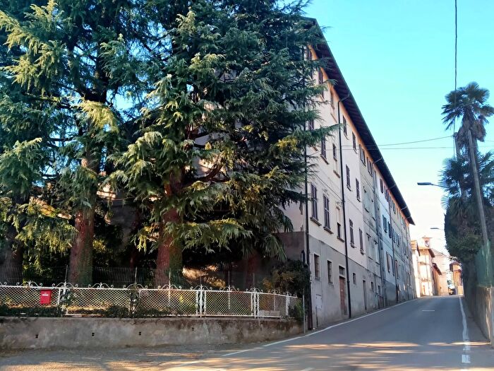 Casa con 6 locali in vendita in Marcobi, Casale Litta