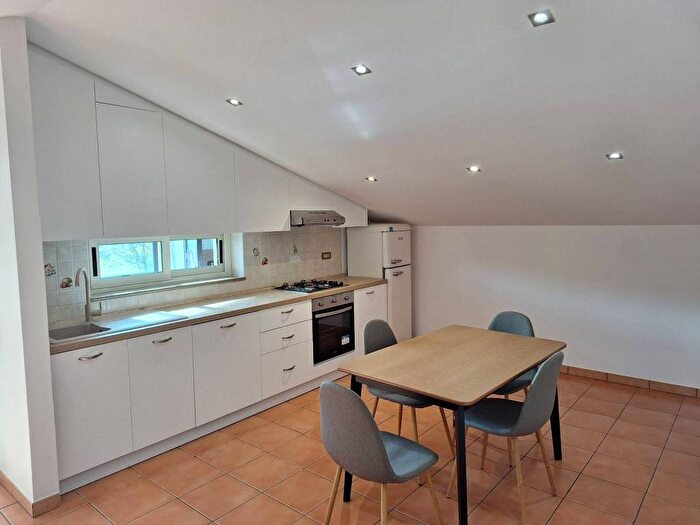 Appartamento quadrilocale in affitto in Via Europa, Mendicino