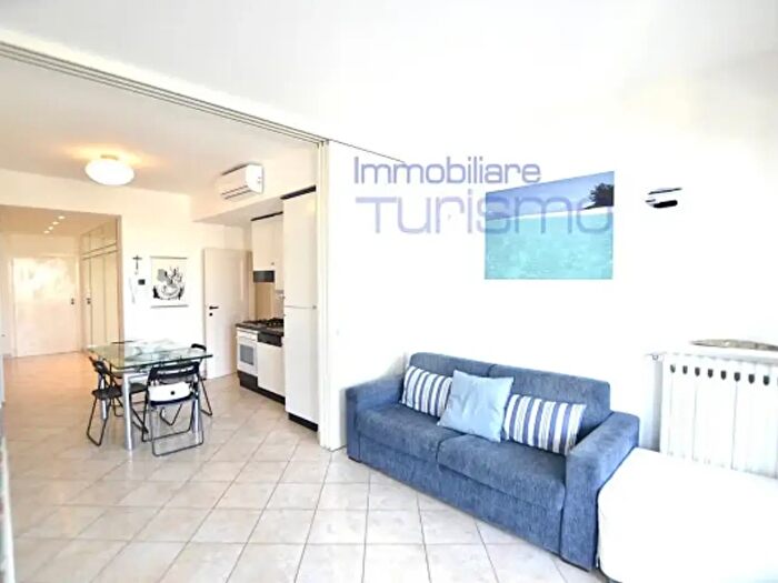 Appartamento trilocale in vendita in Viale Ludovico Ariosto, Riccione