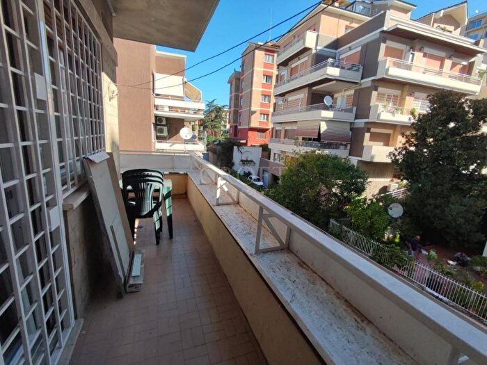 Appartamento quadrilocale in affitto in Gregorio VII Piccolomini, Roma