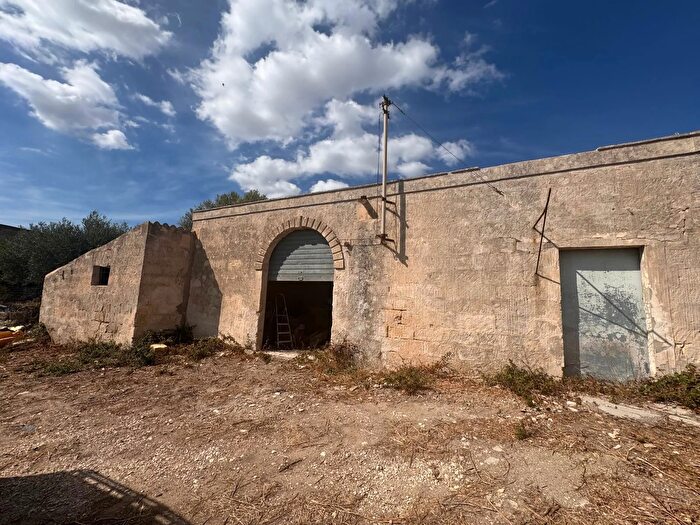 Casa quadrilocale in vendita in Via Pietro Toselli, Buseto Palizzolo