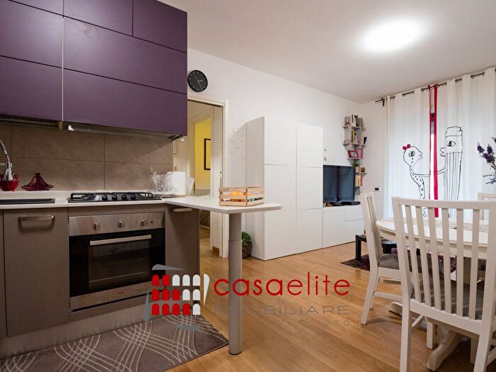 Appartamento bilocale in affitto in Viale Leonida Tonelli, Fonte Laurentina, Roma