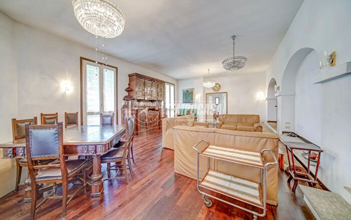 Casa con 5 locali in vendita in Via XXV Aprile, Fagnano Olona