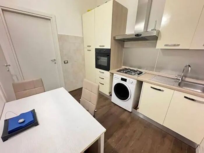 Appartamento bilocale in affitto in Via Marcantonio dal Re, Milano