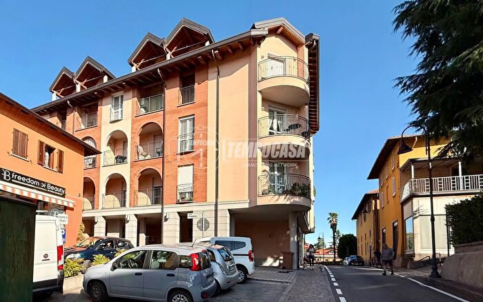 Appartamento bilocale in vendita in Via Morganti, Lesmo