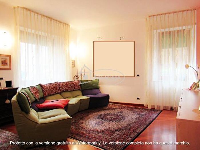 Casa con 6 locali in vendita in Viale Marcello Federici, Ascoli Piceno