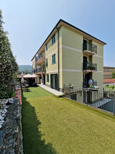 Appartamento quadrilocale in vendita in Via Bosena, Rapallo