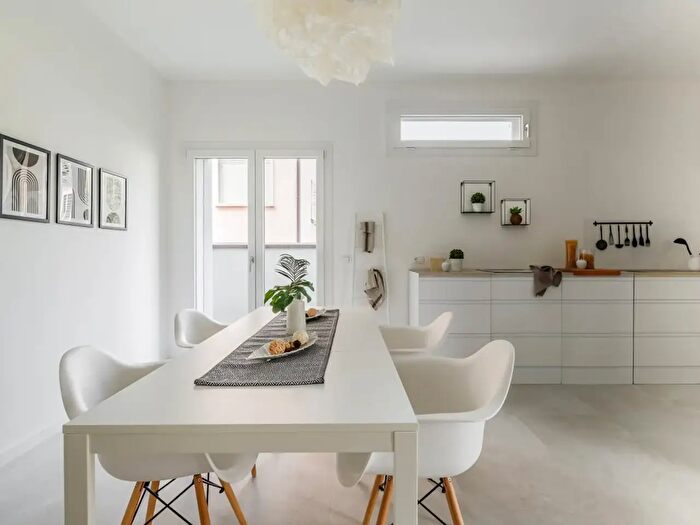 Appartamento quadrilocale in vendita in Via Aulo Gellio Valle, Vicenza