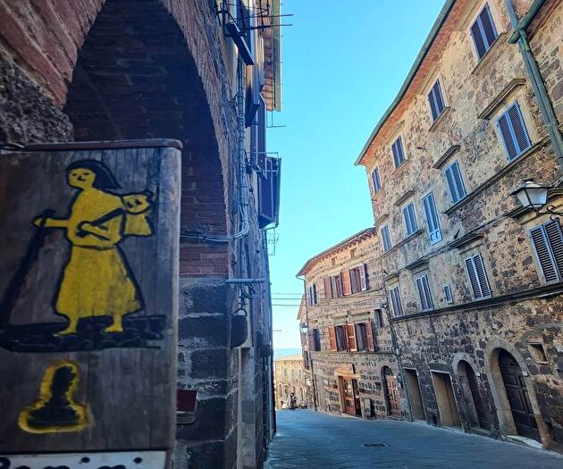 Appartamento con 5 locali in affitto in Radicofani