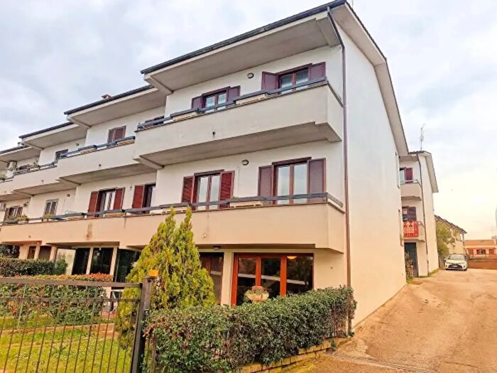 Casa con 5 locali in vendita in Via Vico Squarano, Viterbo