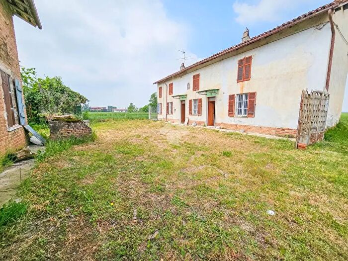 Casa con 5 locali in vendita in Via dei Coscia, Alessandria