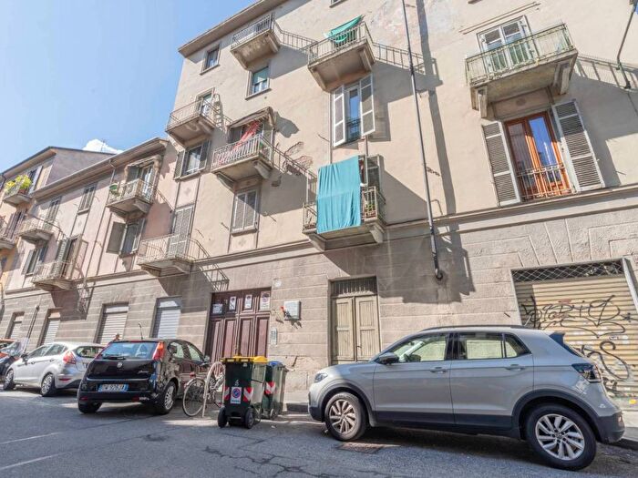 Appartamento trilocale in affitto in Via Mongrando, Vanchiglietta, Torino