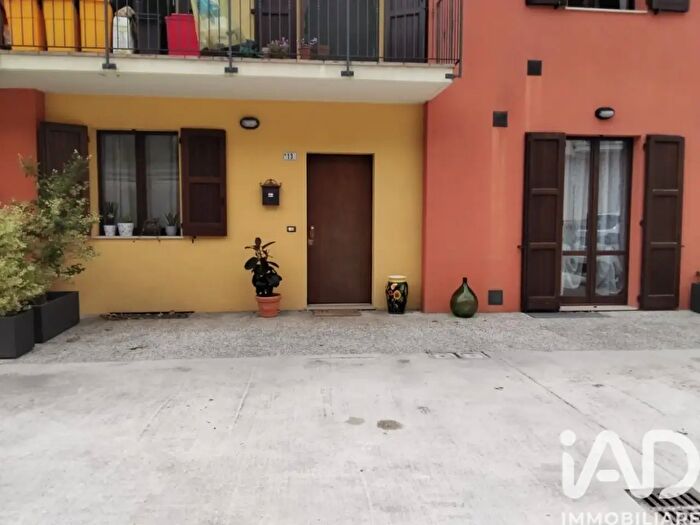 Appartamento con 6 locali in vendita in Via Parrocchia San Bartolomeo, Fossombrone