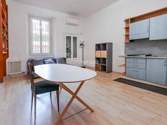 Appartamento bilocale in affitto in Viale Stelvio, Farini, Milano