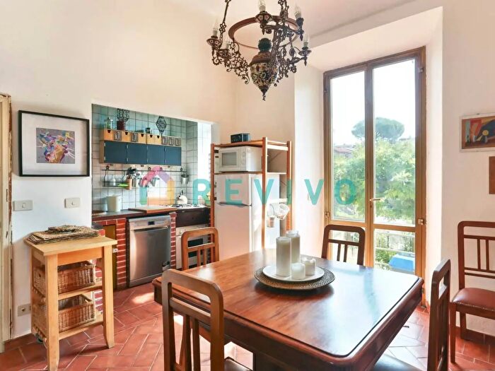 Appartamento quadrilocale in affitto in Firenze