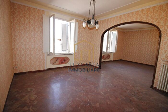 Appartamento con 7 locali in vendita in Colle Di Val DElsa