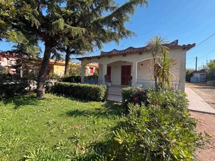 Casa bilocale in vendita in Sessa Aurunca
