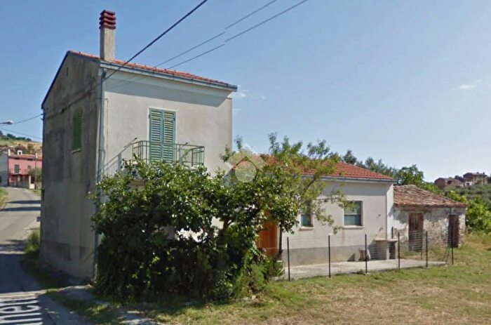 Casa trilocale in vendita in Sc Panetti, Lanciano