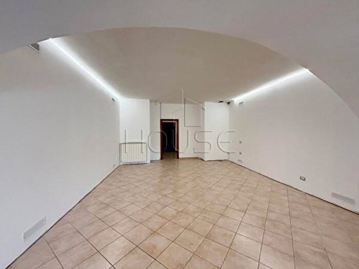 Appartamento trilocale in vendita in Via Dante Alighieri, Umbertide