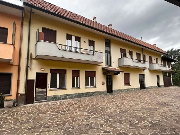 Appartamento bilocale in vendita in Via Giuseppe Verdi, Cesano Maderno