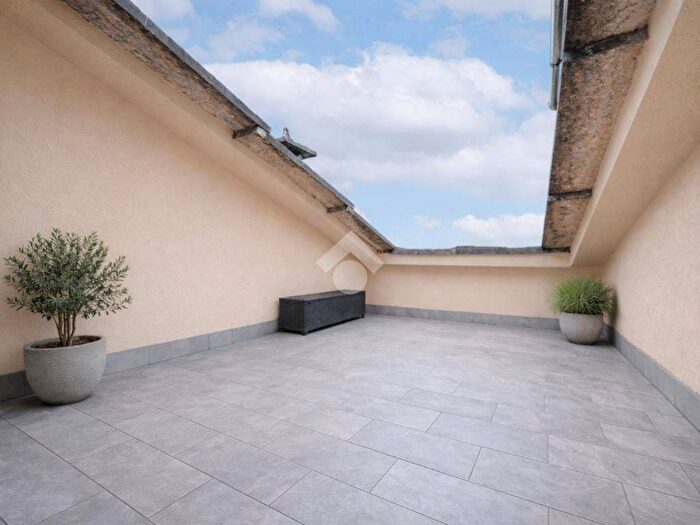 Appartamento bilocale in affitto in Piazza Vittorio Emanuele, Centro, Roverè Veronese