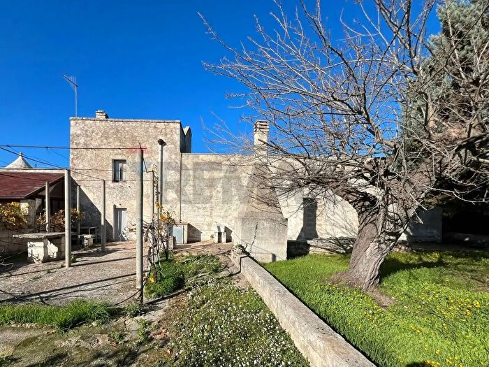 Casa quadrilocale in vendita in Monopoli