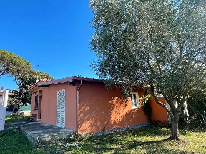 Casa bilocale in vendita in Via Chisone, Aprilia