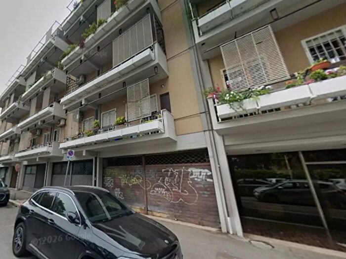 Appartamento trilocale in affitto in Via Giuseppe Valmarana, Roma
