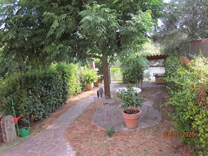 Casa con 6 locali in vendita in Via degli Etruschi, Grosseto