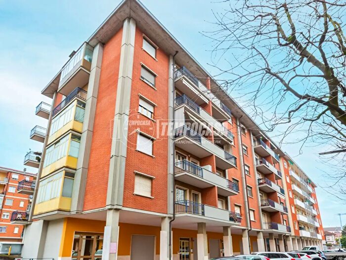 Appartamento quadrilocale in vendita in Via Novara, Fossano