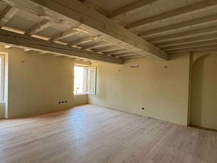Appartamento bilocale in vendita in Via Cocastelli, Mantova