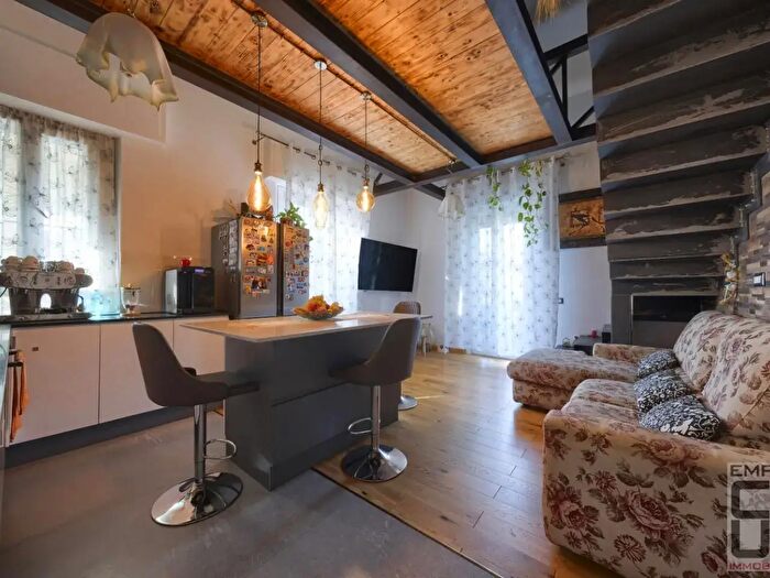Appartamento quadrilocale in vendita in Ia Sardegna, Firenze