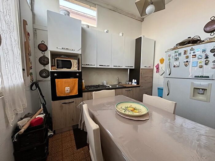 Appartamento con 5 locali in vendita in Via Mortelle, Torre Del Greco