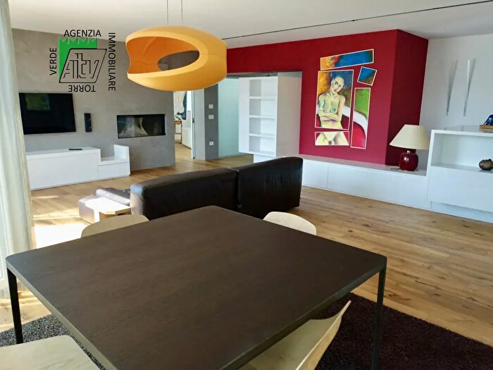 Casa con 5 locali in vendita in Cles
