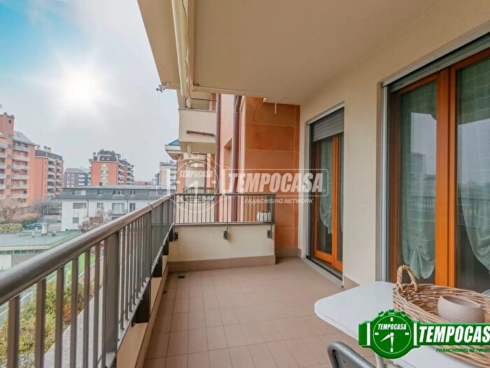 Appartamento bilocale in vendita in Via Perin del Vaga, Milano