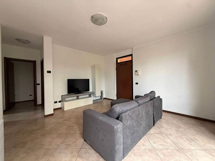 Appartamento bilocale in affitto in Via Settimo Milanese, Muggiano, Milano